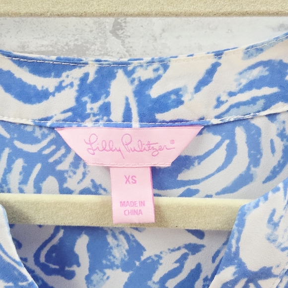 Lilly Pulitzer Sleeveless Blouse - Picture 4 of 8